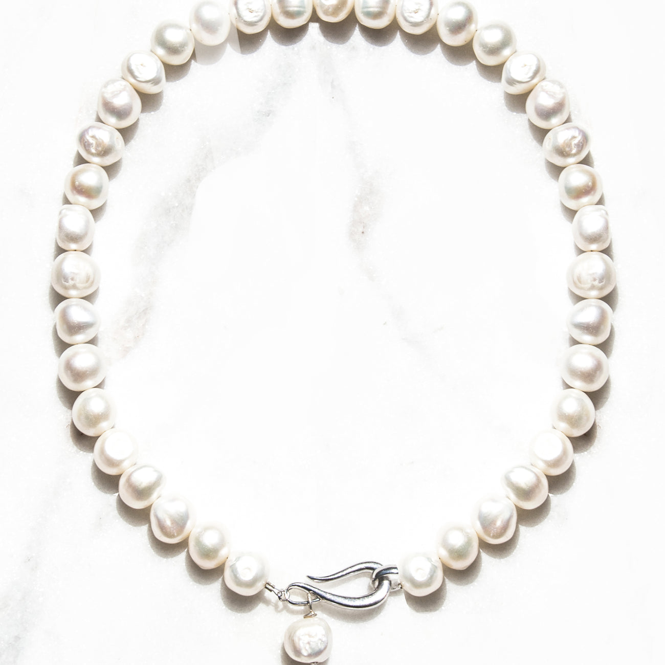 Lindsay Necklace in Pearl