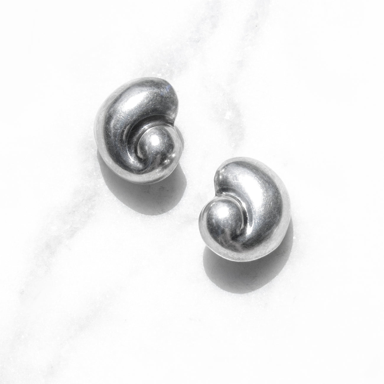 
                      
                        Vintage 925 Silver Modernist Shell Earrings | Lily Frank Jewelry
                      
                    
