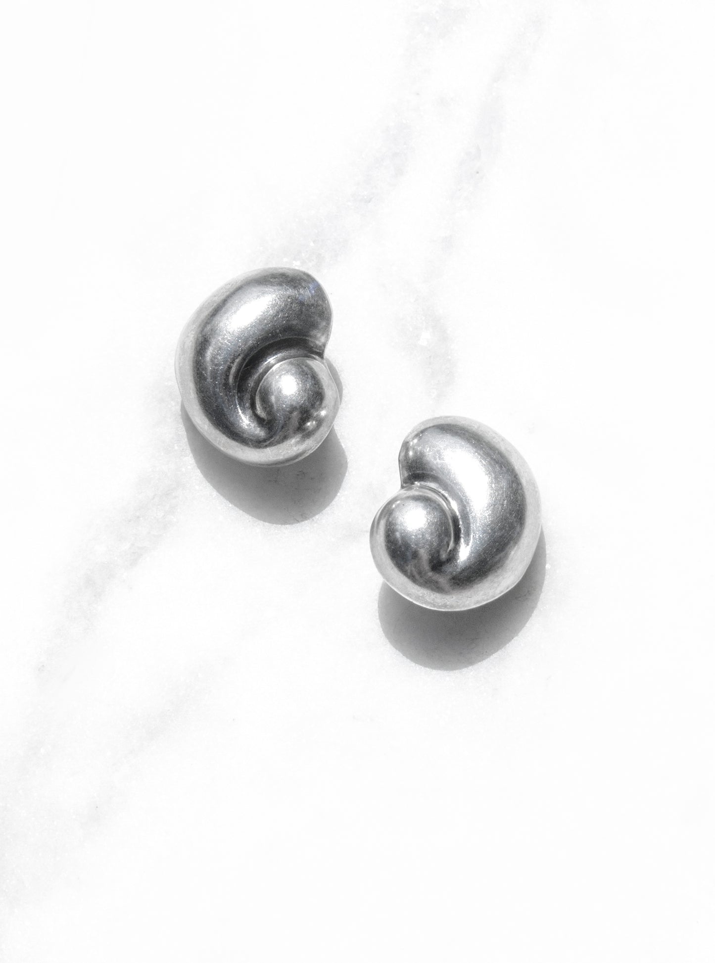 Vintage 925 Silver Modernist Shell Earrings